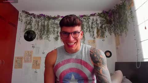 Thomas Grey online show from 02/10/25, 08:42