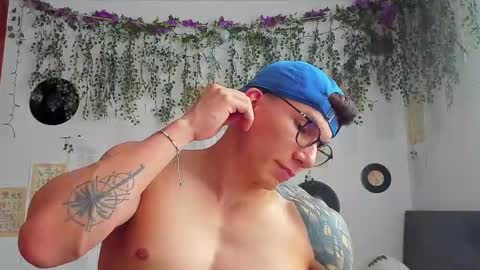 Thomas Grey online show from 02/20/25, 09:53