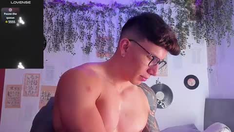 Thomas Grey online show from 03/03/25, 11:33