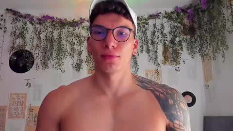 Thomas Grey online show from 03/12/25, 10:26