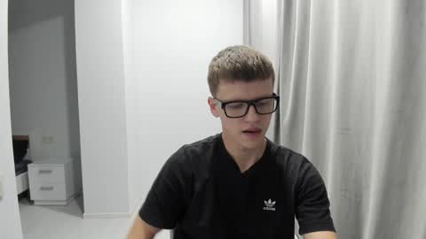 Tomas online show from 12/12/24, 07:04