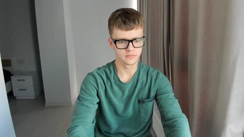 Tomas online show from 01/12/25, 11:28