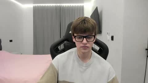 Snapshot of thomas_shelbivip chatting on 05/04/26, 06:48 Tomas online show from 05/04/26, 06:48