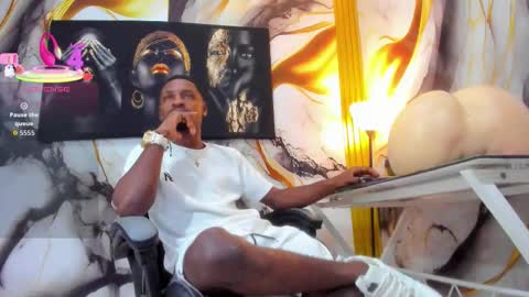 Thomas online show from 10/25/25, 03:58