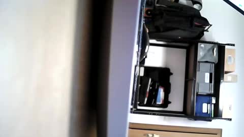 Snapshot of thomas_xt chatting on 02/24/26, 04:49 thomas_xt online show from 02/24/26, 04:49