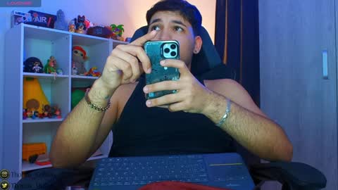 Thomas online show from 02/07/25, 08:22