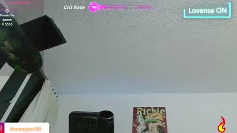 Snapshot of thomasjons chatting on 07/17/26, 02:07 thomasjons online show from 07/17/26, 02:07