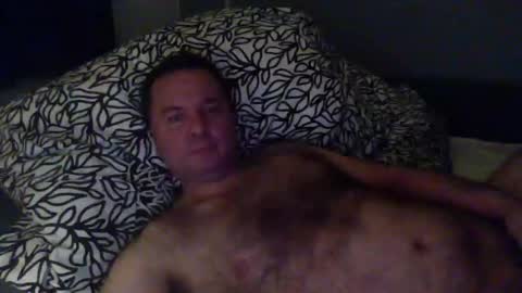 Snapshot of thomaspol chatting on 01/04/25, 06:30 Tom online show from 01/04/25, 06:30