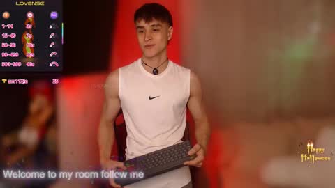 Thom Klein online show from 10/24/25, 07:43