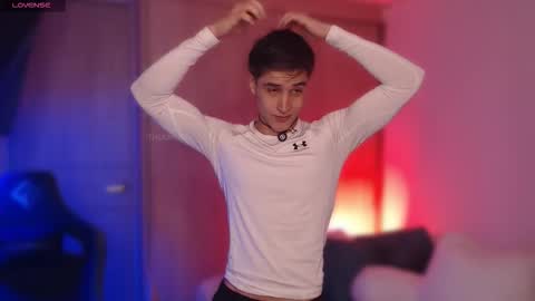 Thom Klein online show from 11/24/25, 09:09