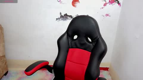 Thomas online show from 10/12/25, 02:10