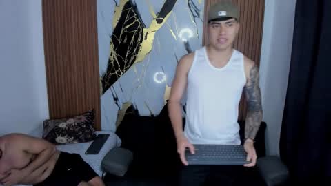 thomson_hot01 online show from 11/25/25, 05:07