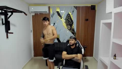 thomson_hot01 online show from 03/10/26, 05:45