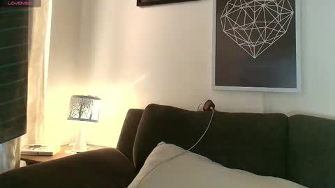 thomylov online show from 01/12/26, 09:53