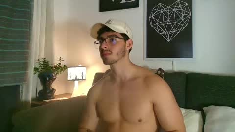 thomylov online show from 02/17/26, 05:04