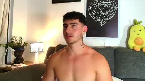 thomylov online show from 03/23/26, 11:20