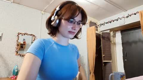 Grace online show from 10/20/25, 01:33