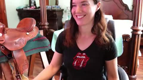 ThornburyRose online show from 02/09/26, 07:18