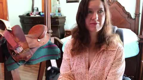 ThornburyRose online show from 03/19/26, 06:56