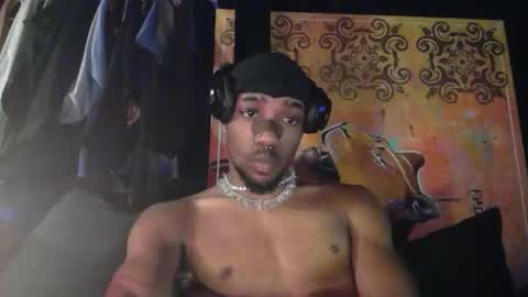 threefreaknyc online show from 12/31/24, 07:20