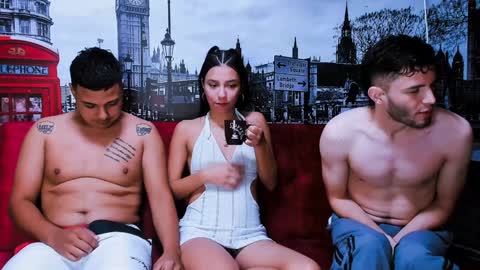 BRITHANY BRYAN ALEX online show from 01/31/25, 10:10