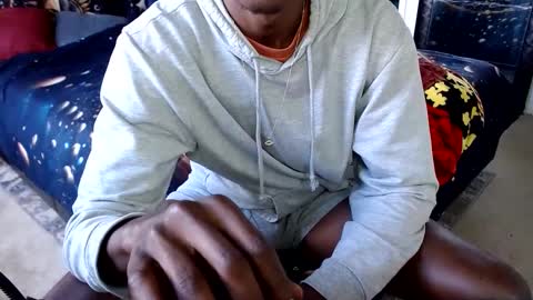 Opulent Kingdom online show from 10/01/25, 08:48