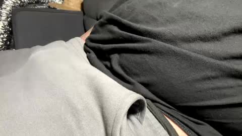 Snapshot of throattheballs chatting on 12/24/24, 06:33 throattheballs online show from 12/24/24, 06:33