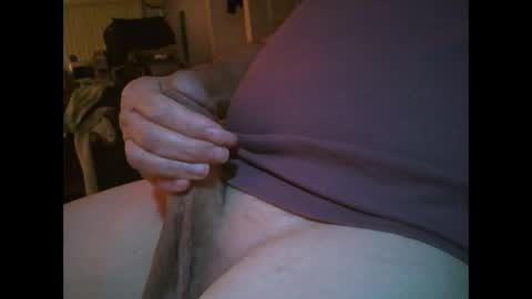 throbbing1 online show from 10/09/25, 07:17