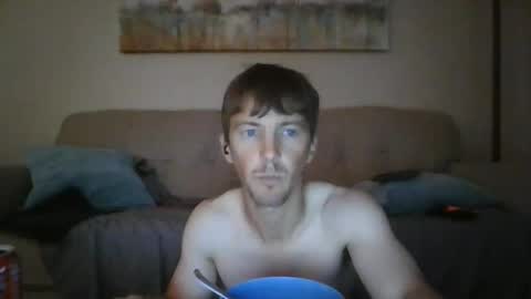 Snapshot of throw11 chatting on 09/21/25, 05:25 Throw11 online show from 09/21/25, 05:25