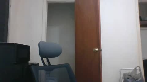 thrustinjustin808 online show from 01/30/25, 04:45