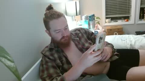 Snapshot of thtgngrgy chatting on 11/18/25, 05:23 thtgngrgy online show from 11/18/25, 05:23