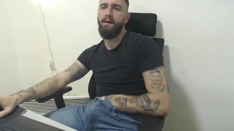 HugeJuicy online show from 12/02/24, 12:41