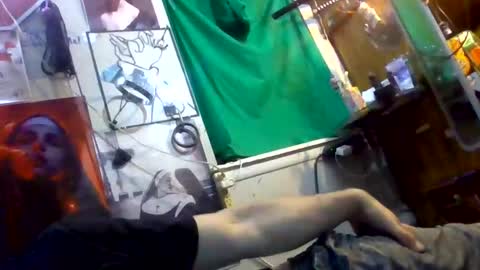 Snapshot of thunder8u42 chatting on 12/14/25, 09:36 thunder8u42 online show from 12/14/25, 09:36