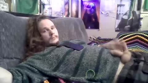 Snapshot of thunder8u42 chatting on 02/18/26, 10:11 thunder8u42 online show from 02/18/26, 10:11