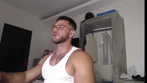 Snapshot of thybautsenses chatting on 09/25/25, 04:11 thybautsenses online show from 09/25/25, 04:11