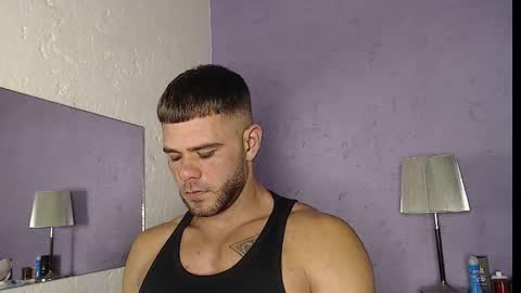 Snapshot of thybautsenses chatting on 10/13/25, 06:35 thybautsenses online show from 10/13/25, 06:35