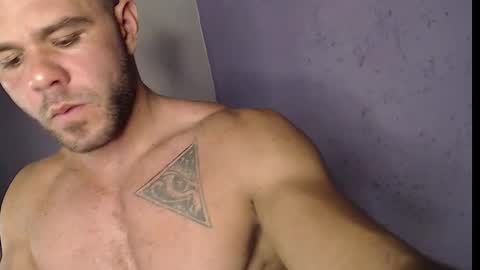 Snapshot of thybautsenses chatting on 10/21/25, 07:36 thybautsenses online show from 10/21/25, 07:36