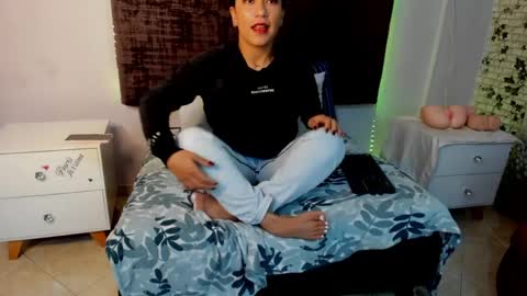 Snapshot of thyra_coral chatting on 04/07/26, 03:29 thyra coral online show from 04/07/26, 03:29
