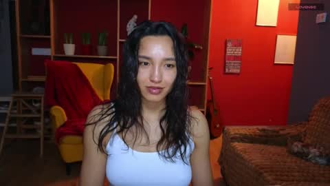 tia_j online show from 02/05/26, 04:22