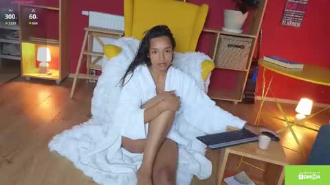 Snapshot of tia_j chatting on 05/07/26, 05:18 tia_j online show from 05/07/26, 05:18
