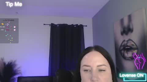 Tia Bella online show from 09/26/25, 12:03