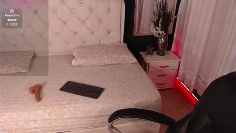 LIA online show from 10/16/25, 12:39