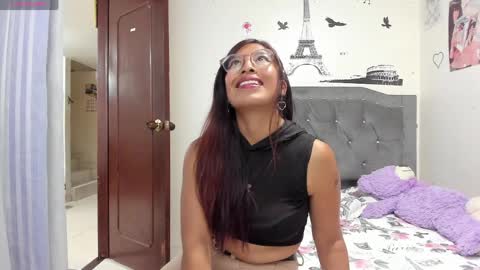 tiana_violet online show from 04/21/26, 05:50