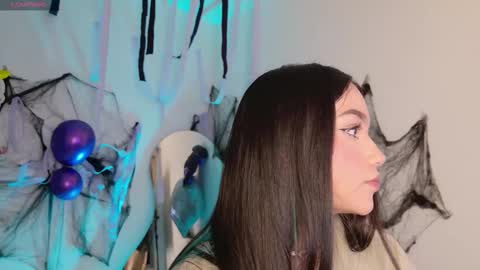 Tiana Le online show from 10/30/25, 11:16