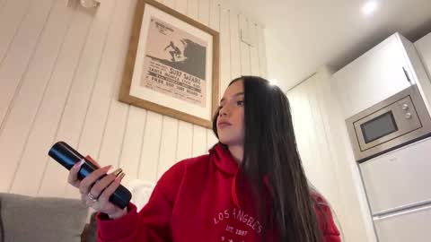 Tiana Le online show from 02/09/26, 07:07