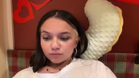 Snapshot of tianale chatting on 05/26/26, 10:17 Tiana Le online show from 05/26/26, 10:17