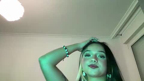 Snapshot of tianale chatting on 06/30/26, 08:10 Tiana Le online show from 06/30/26, 08:10