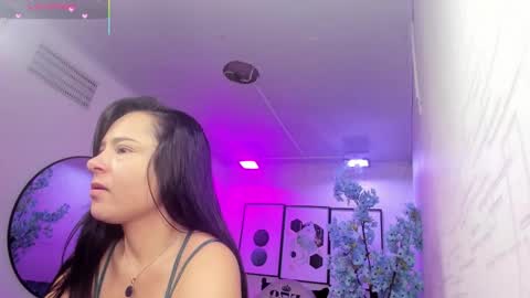 Tiara  online show from 01/15/26, 03:11