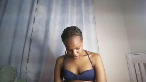 Snapshot of tiara_tr chatting on 07/20/26, 10:12 tiara_tr online show from 07/20/26, 10:12