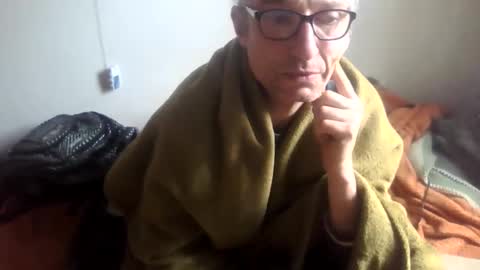 tiddles12345 online show from 05/05/26, 08:33
